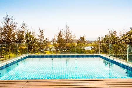 Cost of Glass Pool Fence Repair in South Bradenton, FL