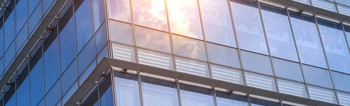 UV-Resistant Glass Experts&nbsp;in South Bradenton, FL